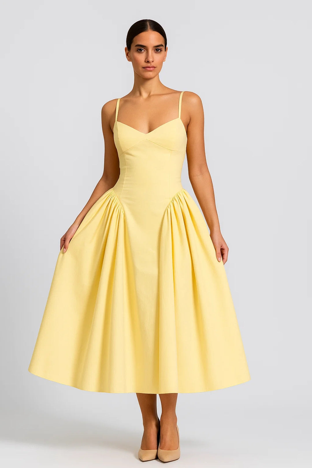 Midikleid | Spaghettiträger | Ausgestellte Form