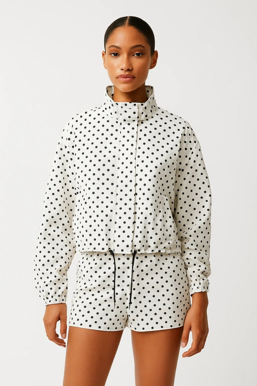 Zweiteiliges Set | Gepunktetes Design | Verspielte Leichtigkeit