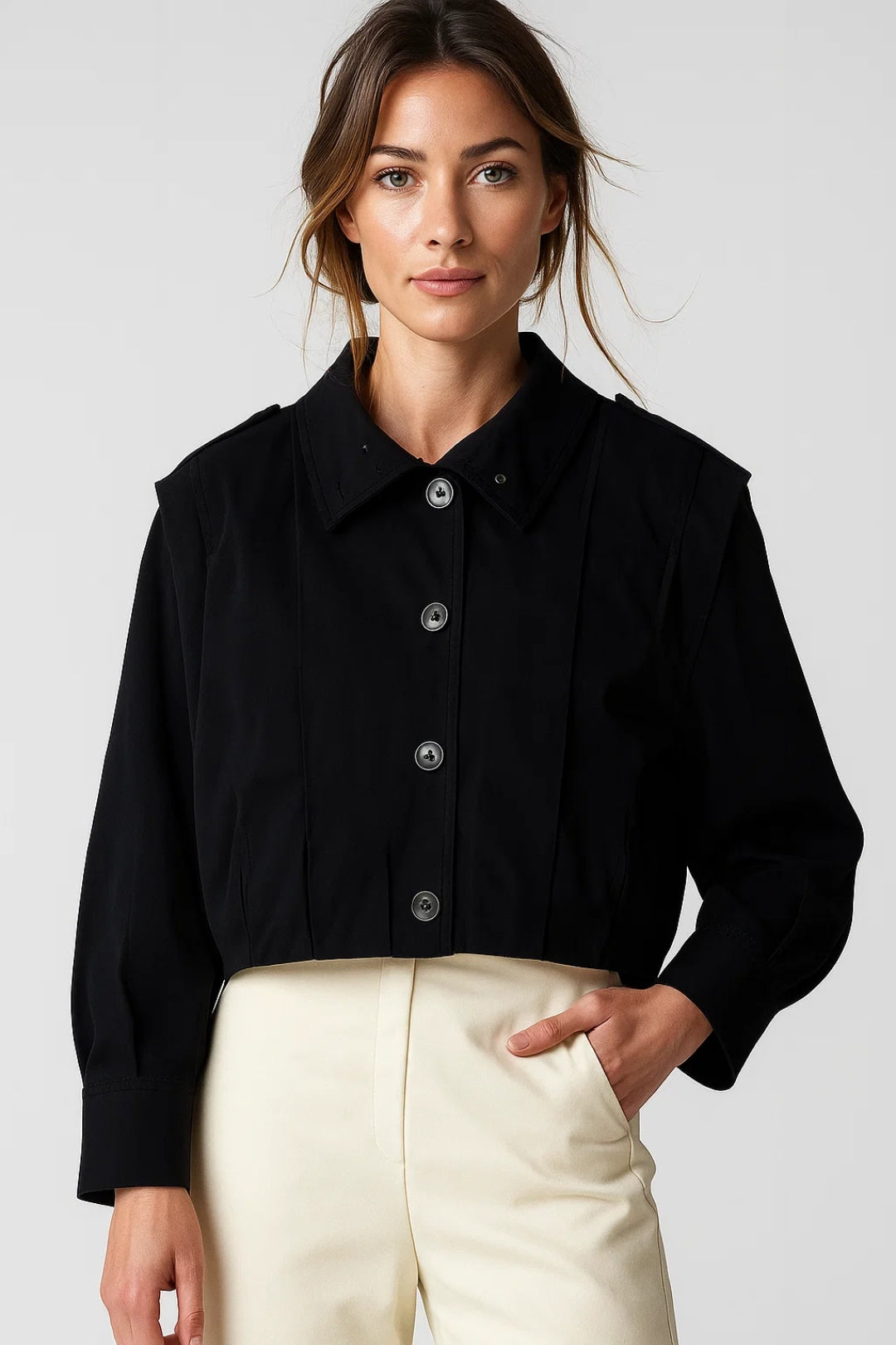 Kurzjacke mit Knopfleiste | Cropped Fit | Zeitloser Look