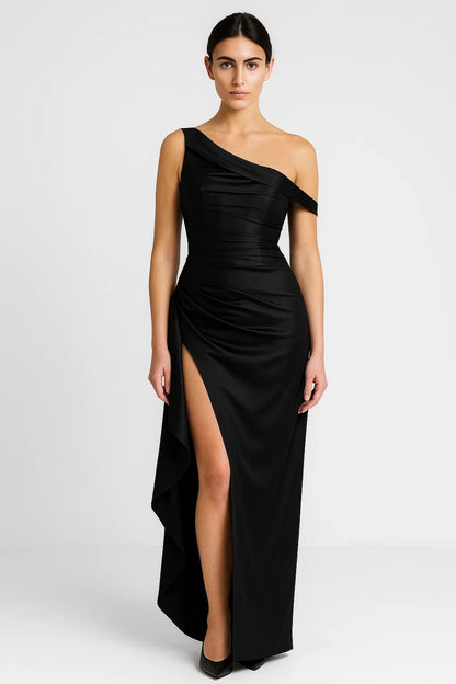 Abendkleid | Asymmetrischer Ausschnitt | Elegante Raffinesse