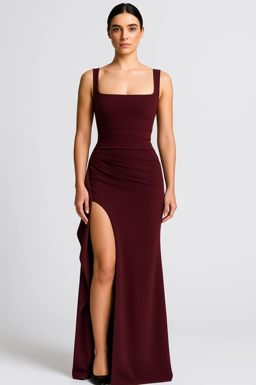 Elegantes Kleid | Figurbetonter Schnitt | Moderner Schlitz