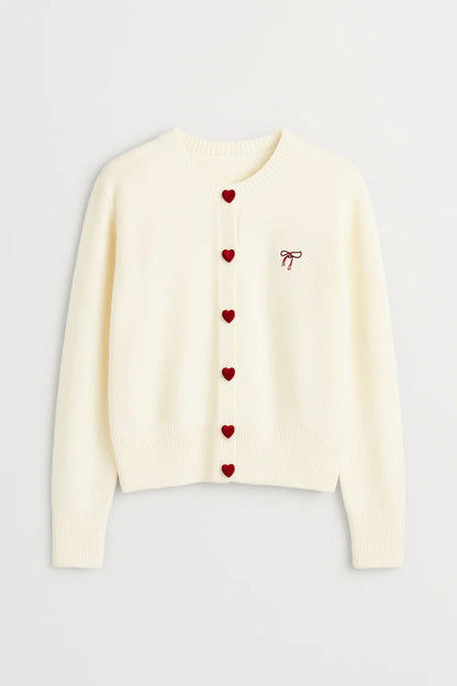 Feine Strickjacke | Herzknöpfe und Zierschleife | Sanfte Romantik