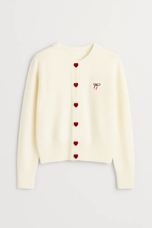 Feine Strickjacke | Herzknöpfe und Zierschleife | Sanfte Romantik