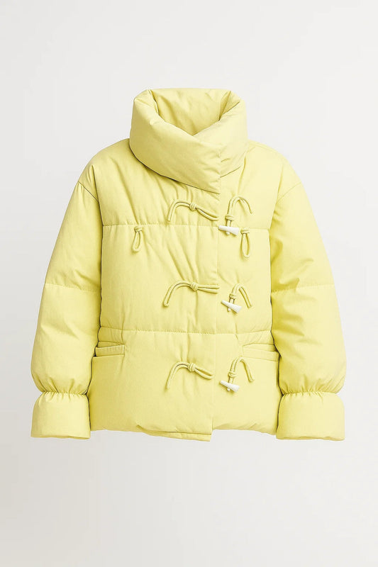 Kurze Daunenjacke | Asymmetrischer Verschluss mit hohem Kragen | Moderner Winterstil