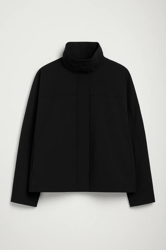 Kurze Jacke | Hoher Kragen und gerader Schnitt | Schlichte Eleganz