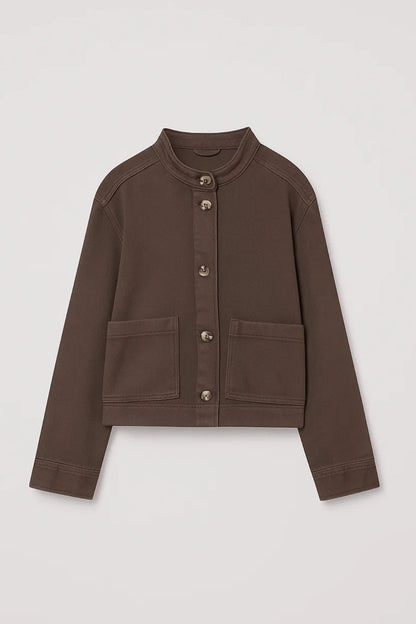 Kurze Jacke | Stehkragen und Knopfleiste | Schlichte Eleganz