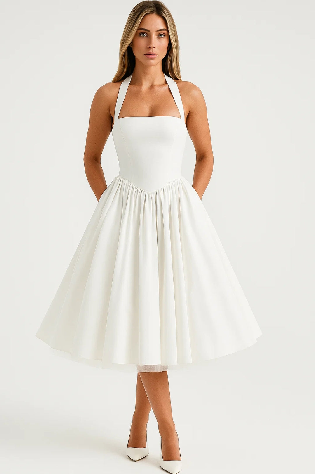 Kurzes Kleid | Neckholder | Ausgestellter Rock