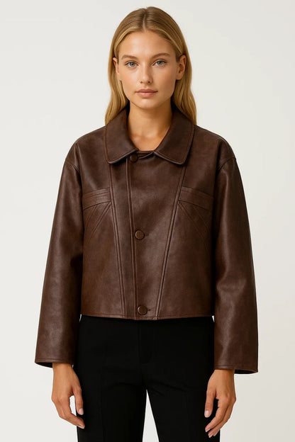 Kurzjacke | Gerader Schnitt mit Knöpfen | Schlichte Raffinesse