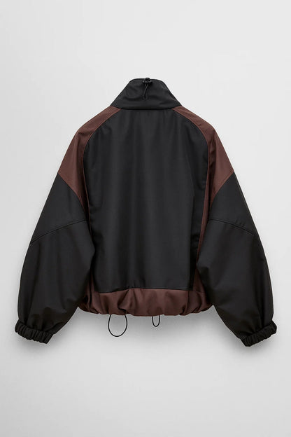 Kurzjacke | Sportlicher Schnitt mit Kontrastdetails | Moderne Schlichtheit