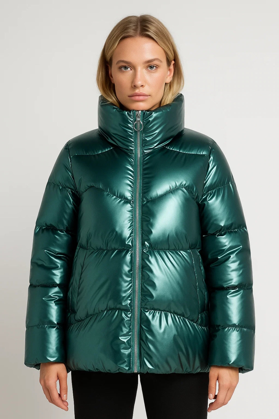 Lange Daunenjacke | Glänzendes Design mit hohem Kragen | Moderner Winterstil