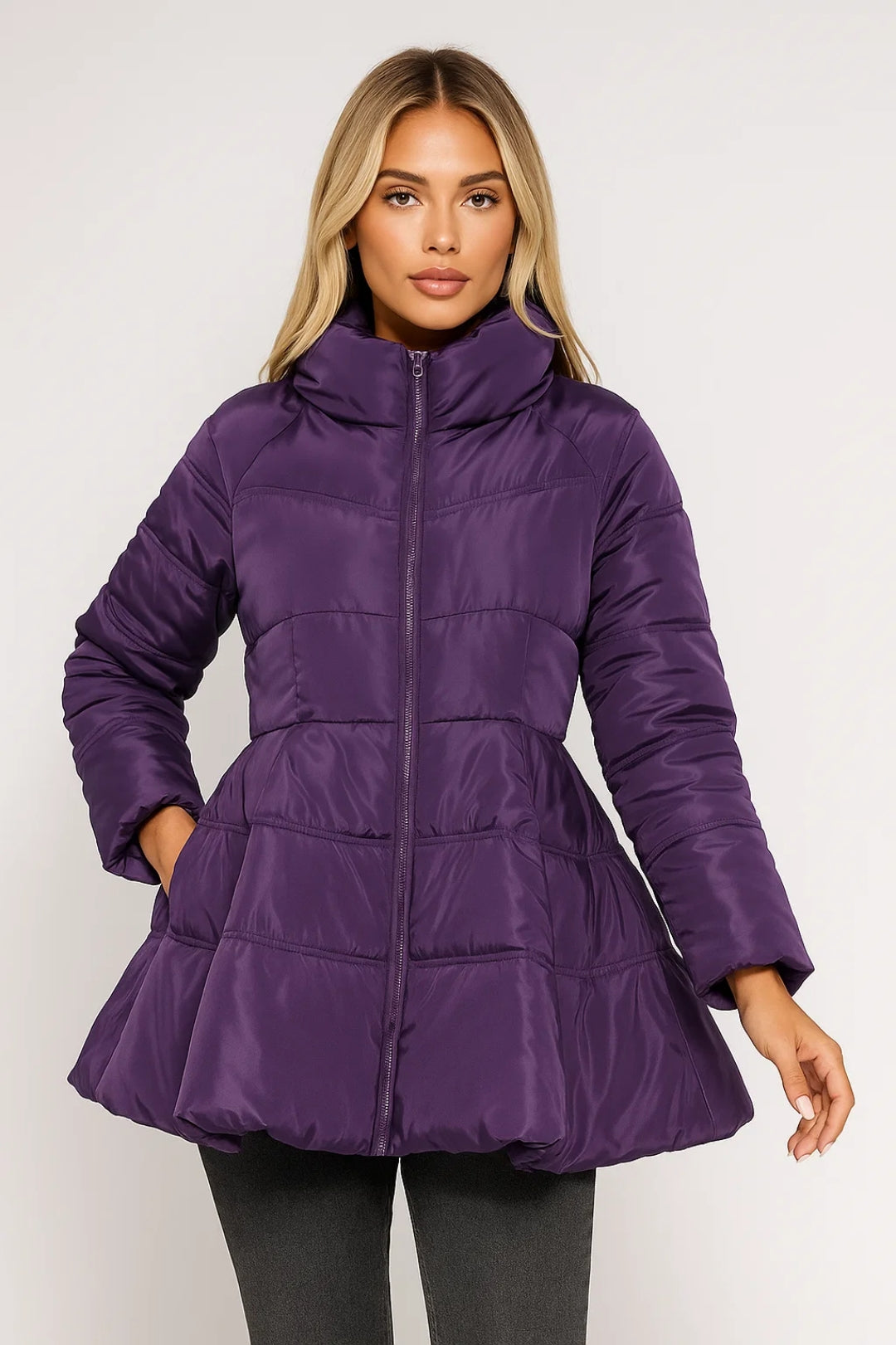 Lange Steppjacke | Hoher Kragen und ausgestellte Form | Elegante Wärme