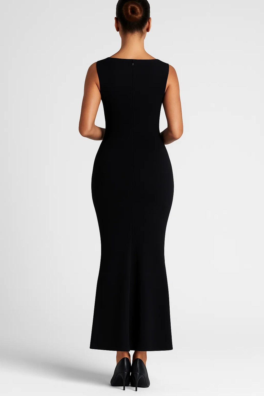 Langes Abendkleid | Figurbetont | Breite Träger