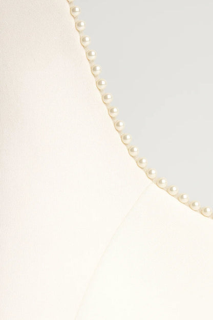 Langes Kleid | Figurbetont | Rückendetail mit Schleife