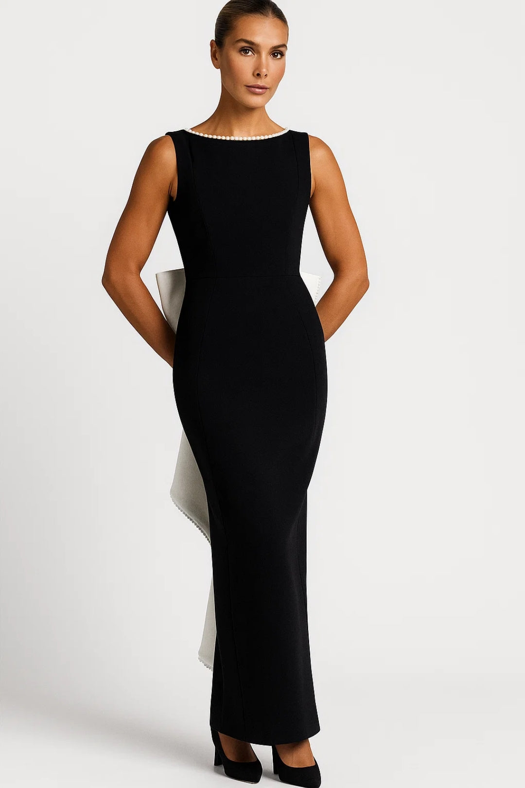 Langes Kleid | Figurbetont | Rückendetail mit Schleife