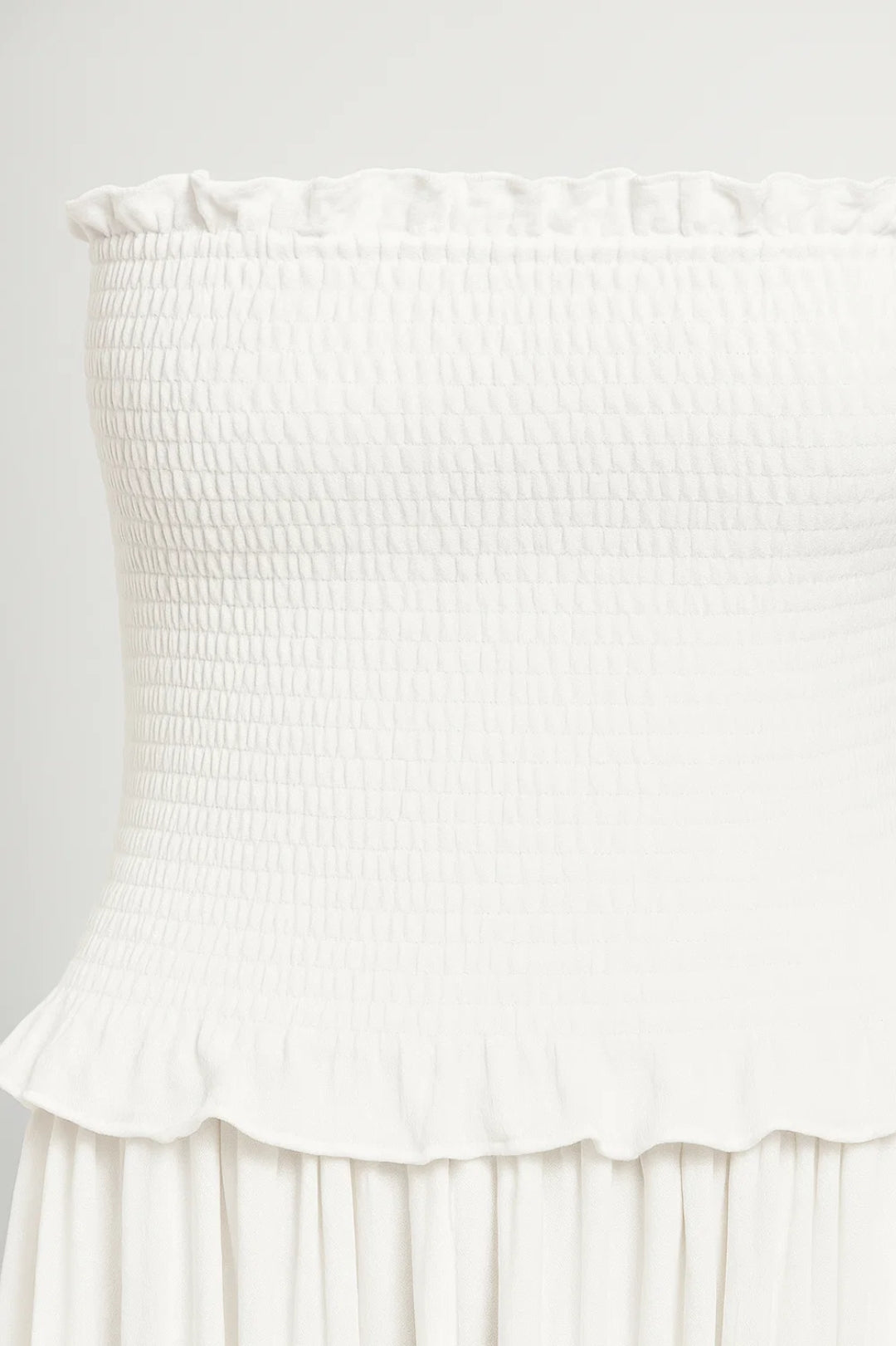 Langes Kleid | Schulterfrei | Sommerliche Leichtigkeit