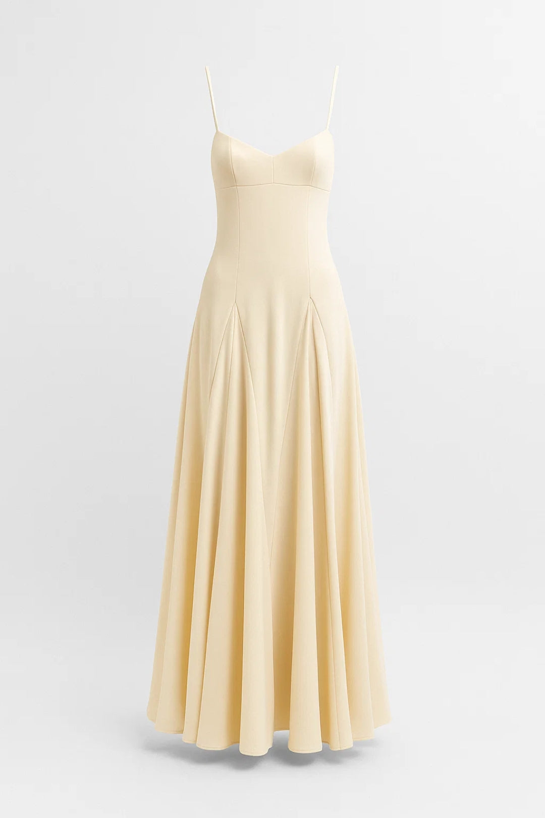 Langkleid mit Spaghettiträgern | Schwingender Saum und Figurbetonte Taille | Elegant und Fliessend