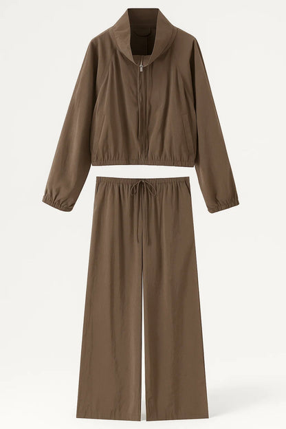 Locker geschnittenes Set | Mit Reissverschlussjacke | Schlichte Eleganz