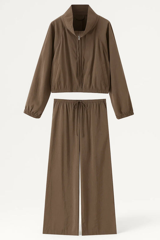 Locker geschnittenes Set | Mit Reissverschlussjacke | Schlichte Eleganz