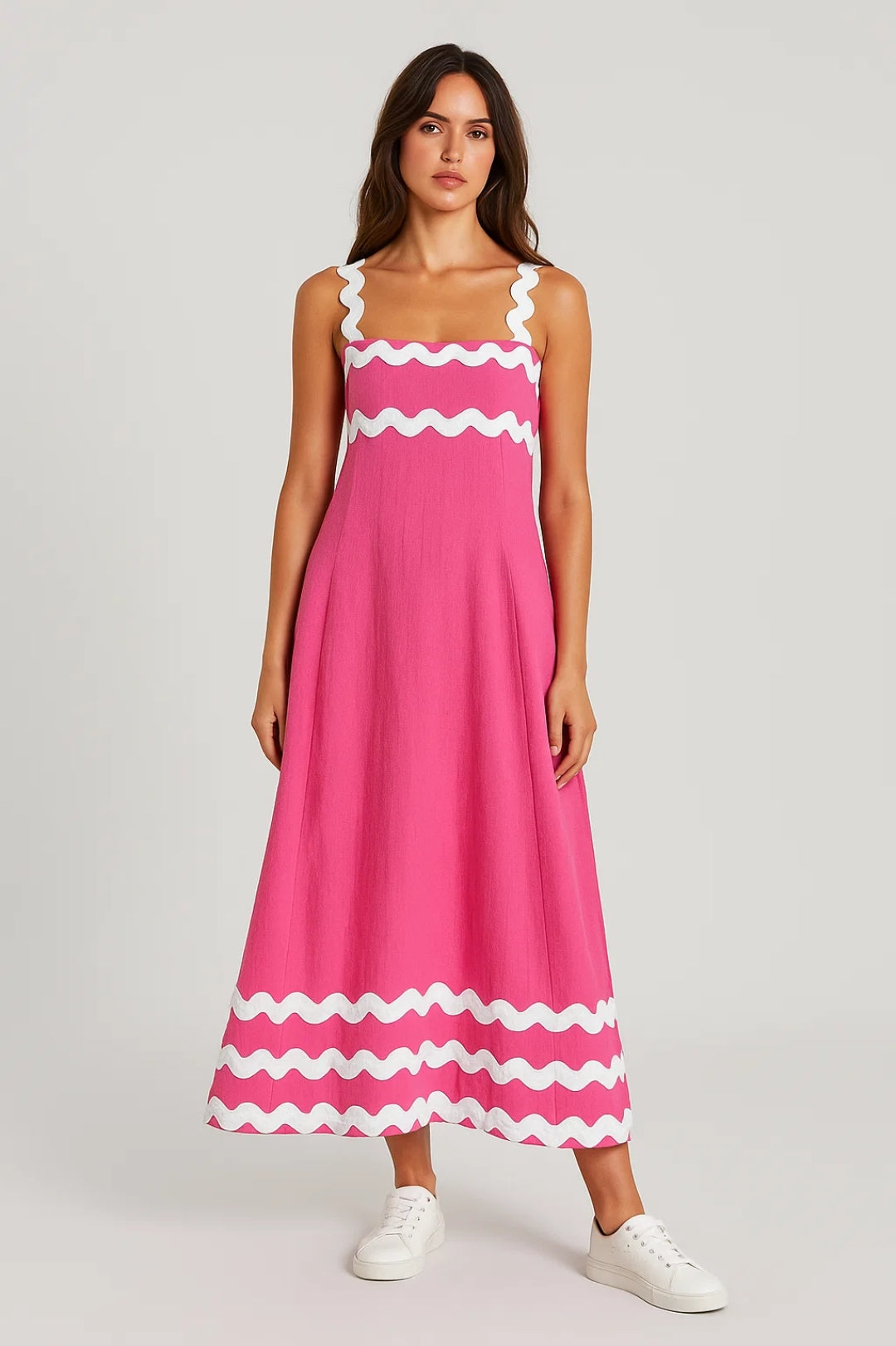 Maxi Kleid | Breite Träger mit Zierborten | Sommerliche Verspieltheit