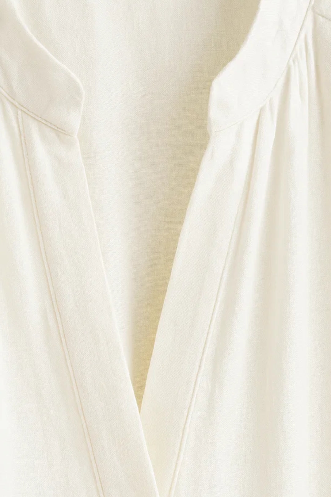 Maxi Kleid | Langarm mit Knopfleiste | Lässige Eleganz