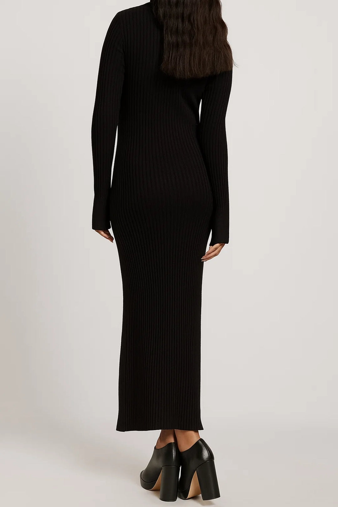 Maxi Kleid | Langarm mit Kragen | Elegante Schlichtheit