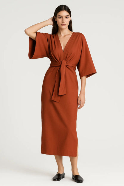 Midikleid | Geknotete Taille | Schlichte Raffinesse