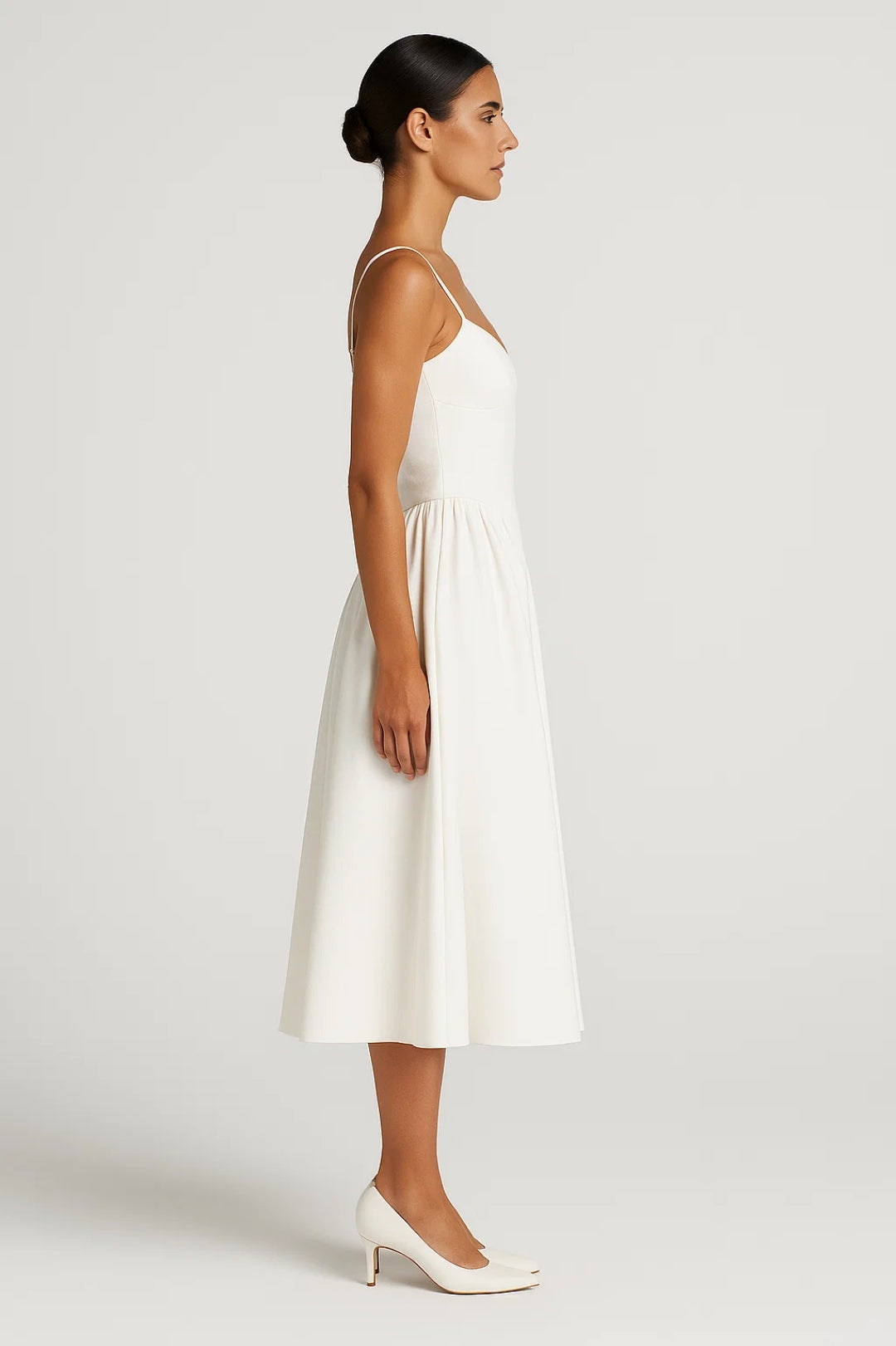 Midikleid | Spaghettiträger | Ausgestellte Form