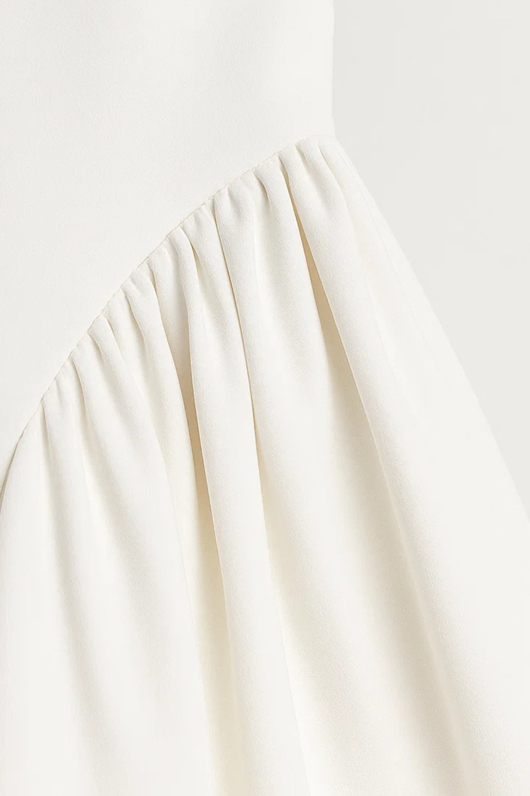 Midikleid | Spaghettiträger | Ausgestellte Form