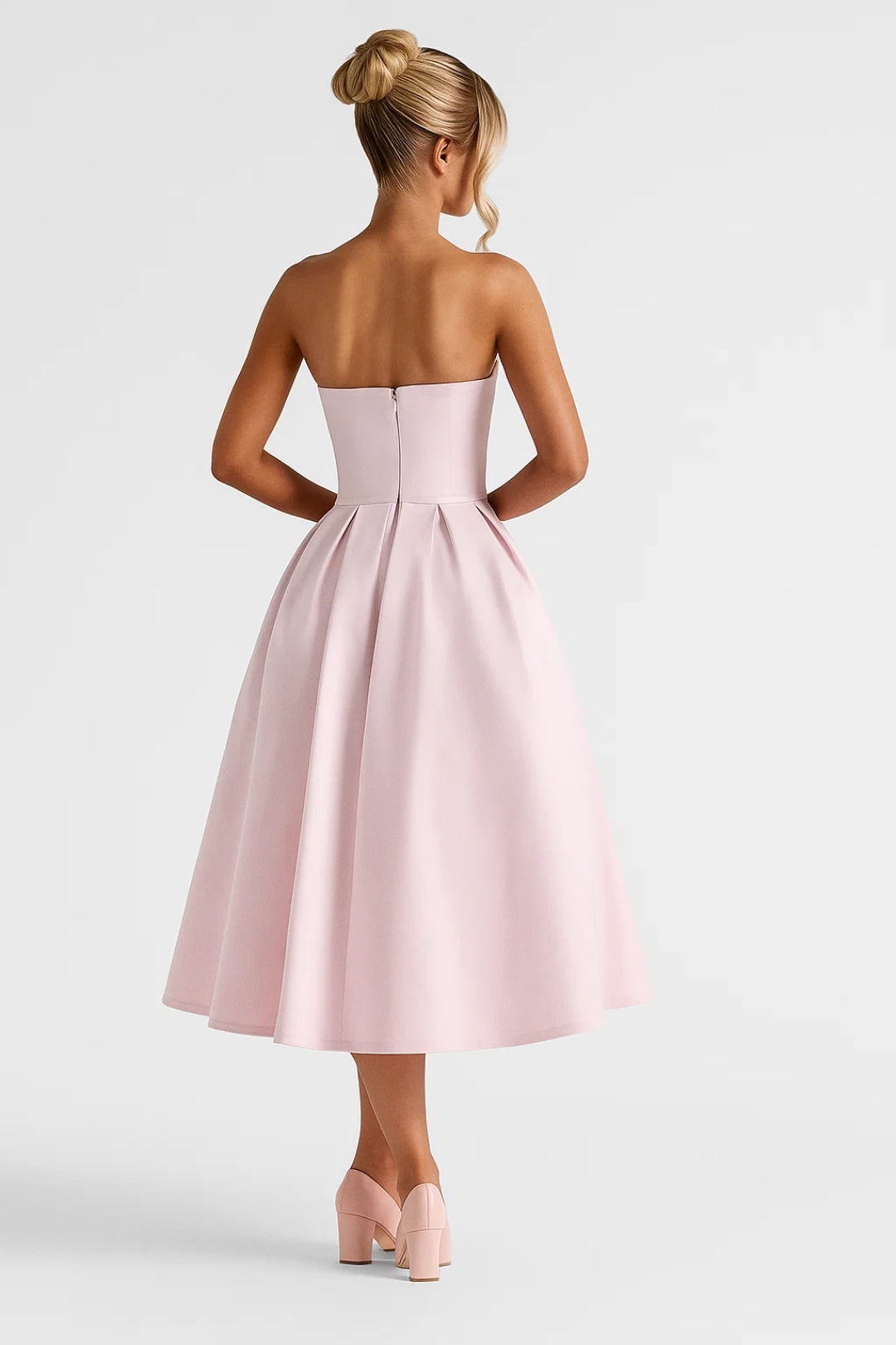 Mittellanges Kleid | Schulterfrei | Faltendetails