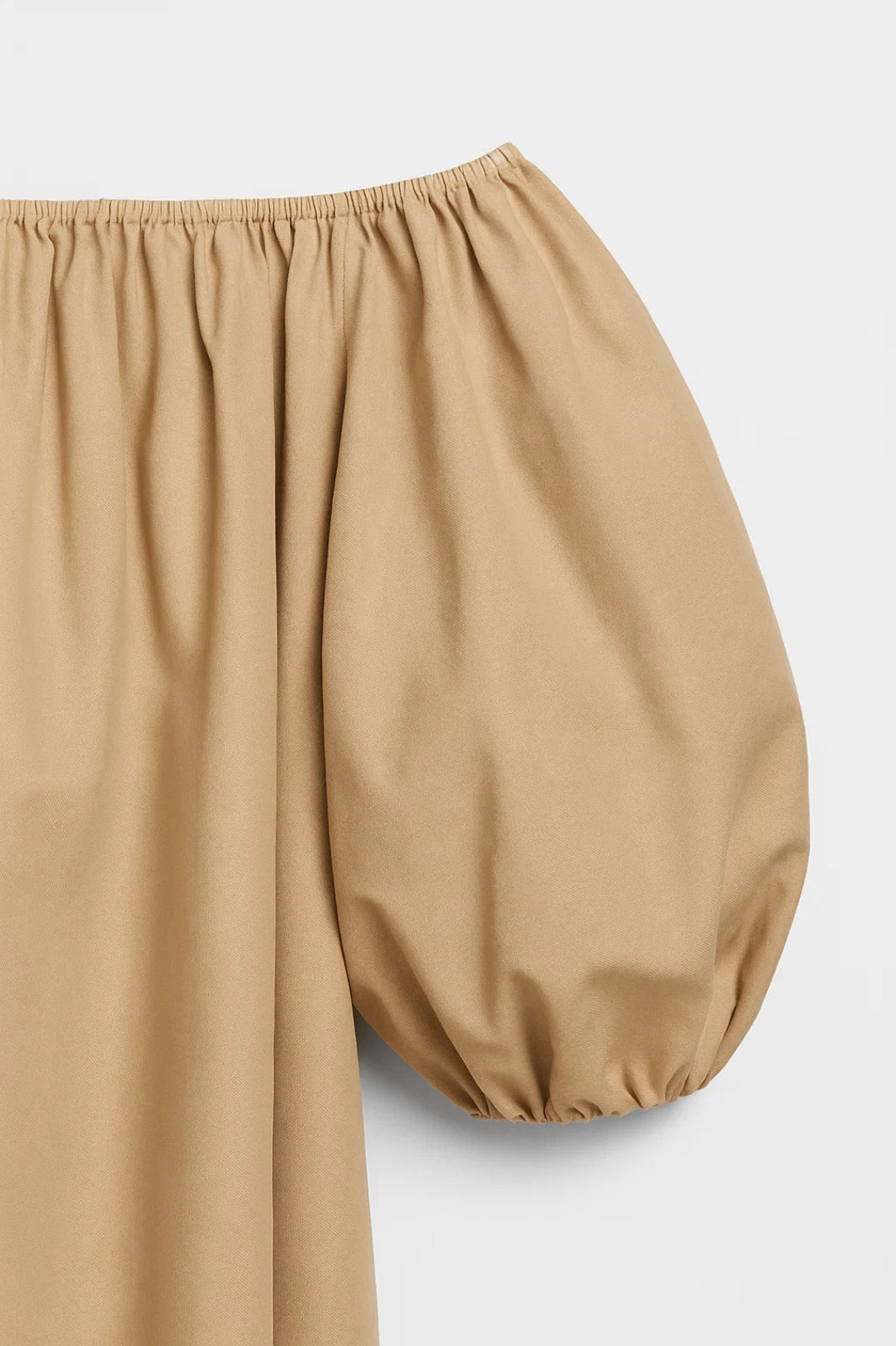 Schulterfreies Minikleid | Weit Geschnitten mit Puffärmeln | Luftig und Verspielt