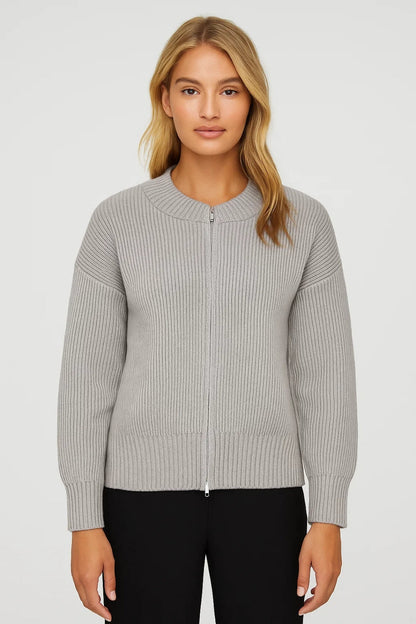 Strickjacke | Mit Reissverschluss | Schlichte Eleganz