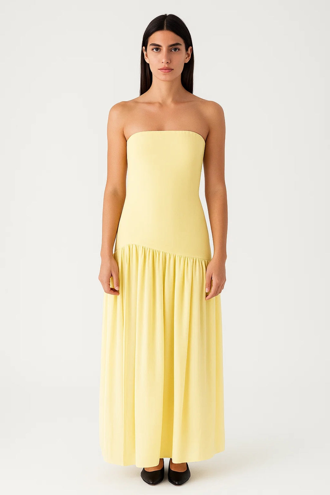 Trägerloses Langkleid | Schmale Silhouette mit Fliessendem Saum | Zeitlos und Elegant