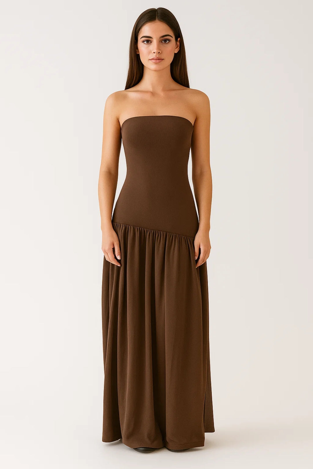 Trägerloses Langkleid | Schmale Silhouette mit Fliessendem Saum | Zeitlos und Elegant