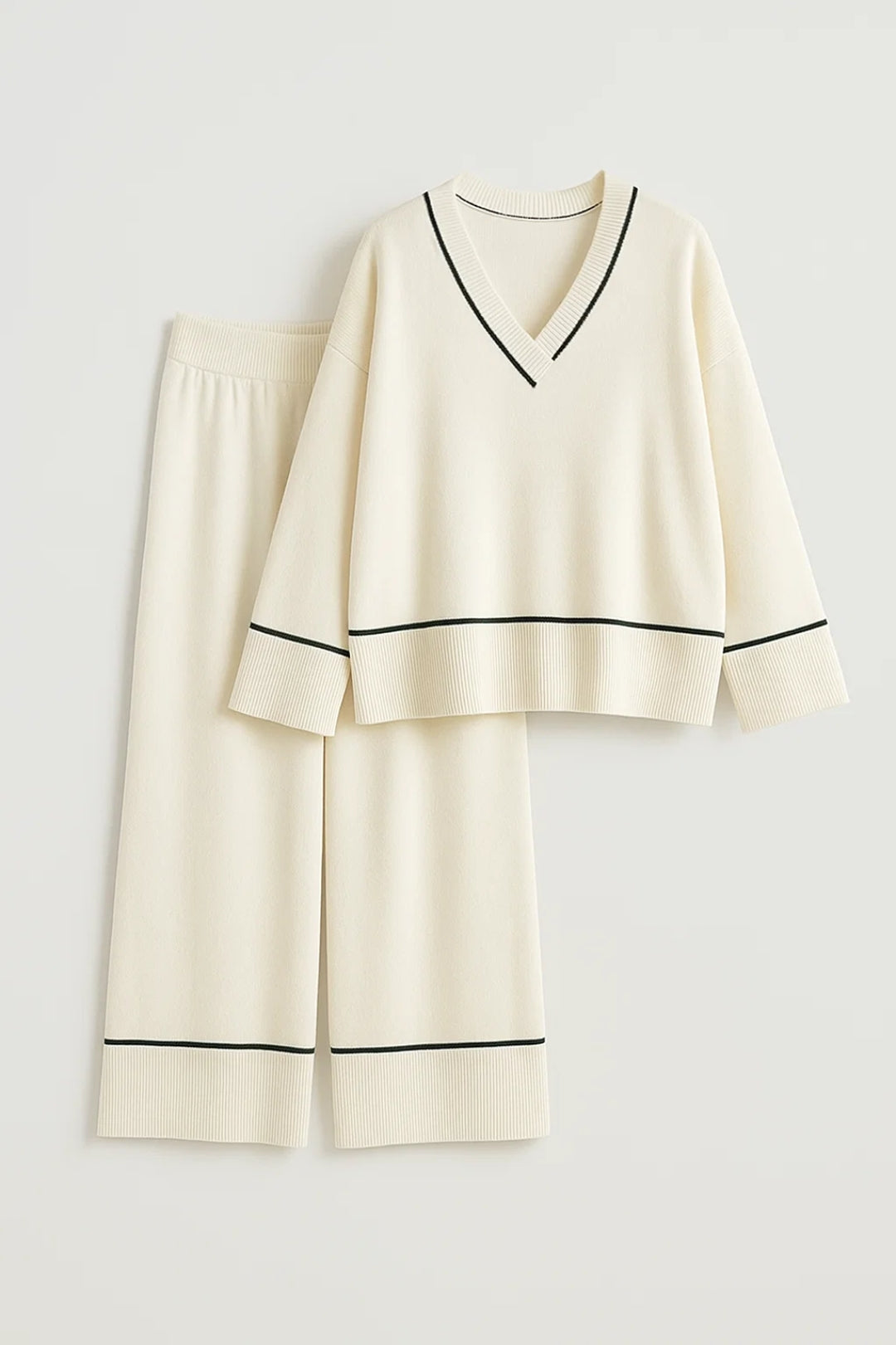 Weite Zweiteilige Set | V-Ausschnitt mit Kontrastkante | Schlichte Eleganz