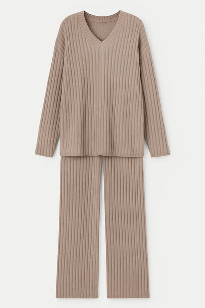 Zweiteiliges Set | Geripptes Oberteil & Weite Hose | Schlichter Komfort