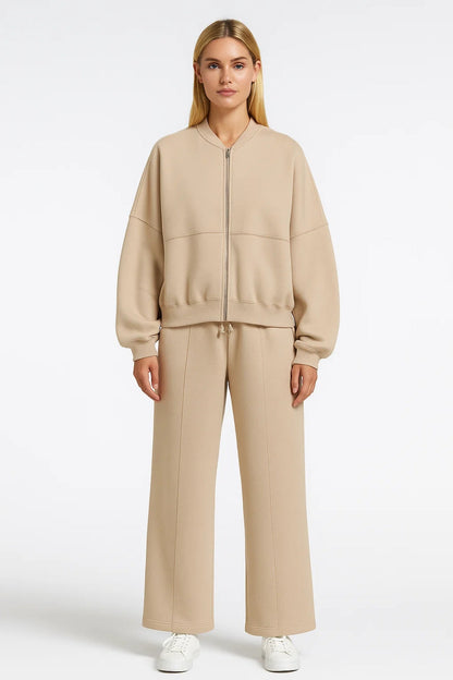 Zweiteiliges Set | Locker geschnittene Jacke mit Hose | Lässige Schlichtheit