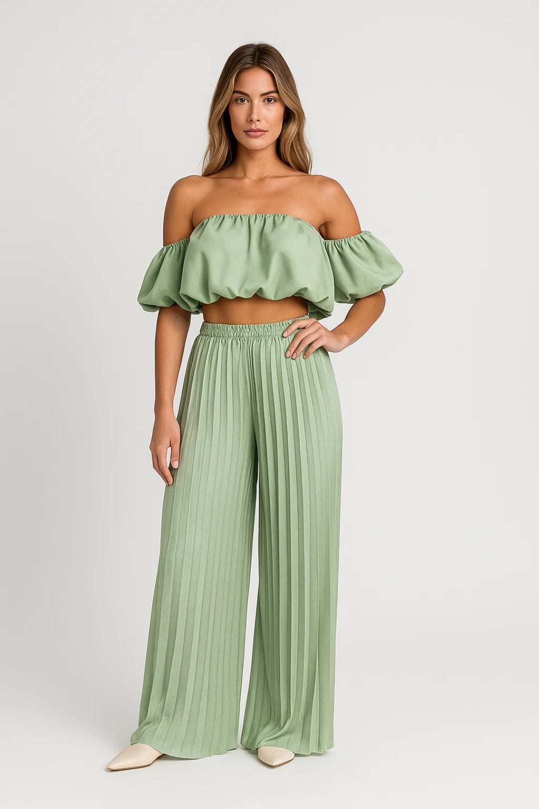 Zweiteiliges Set | Off-Shoulder-Top mit Plisseehose | Sommerliche Eleganz