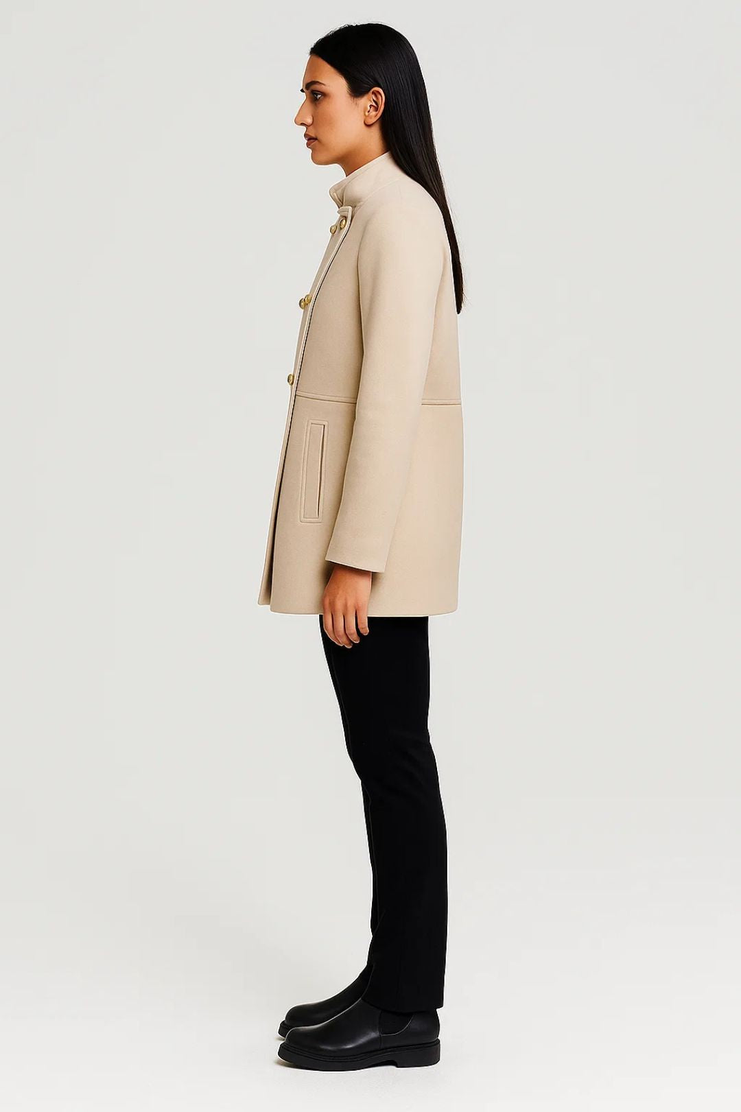 Mantel mit Stehkragen | Goldknöpfe | Elegant und zeitlos