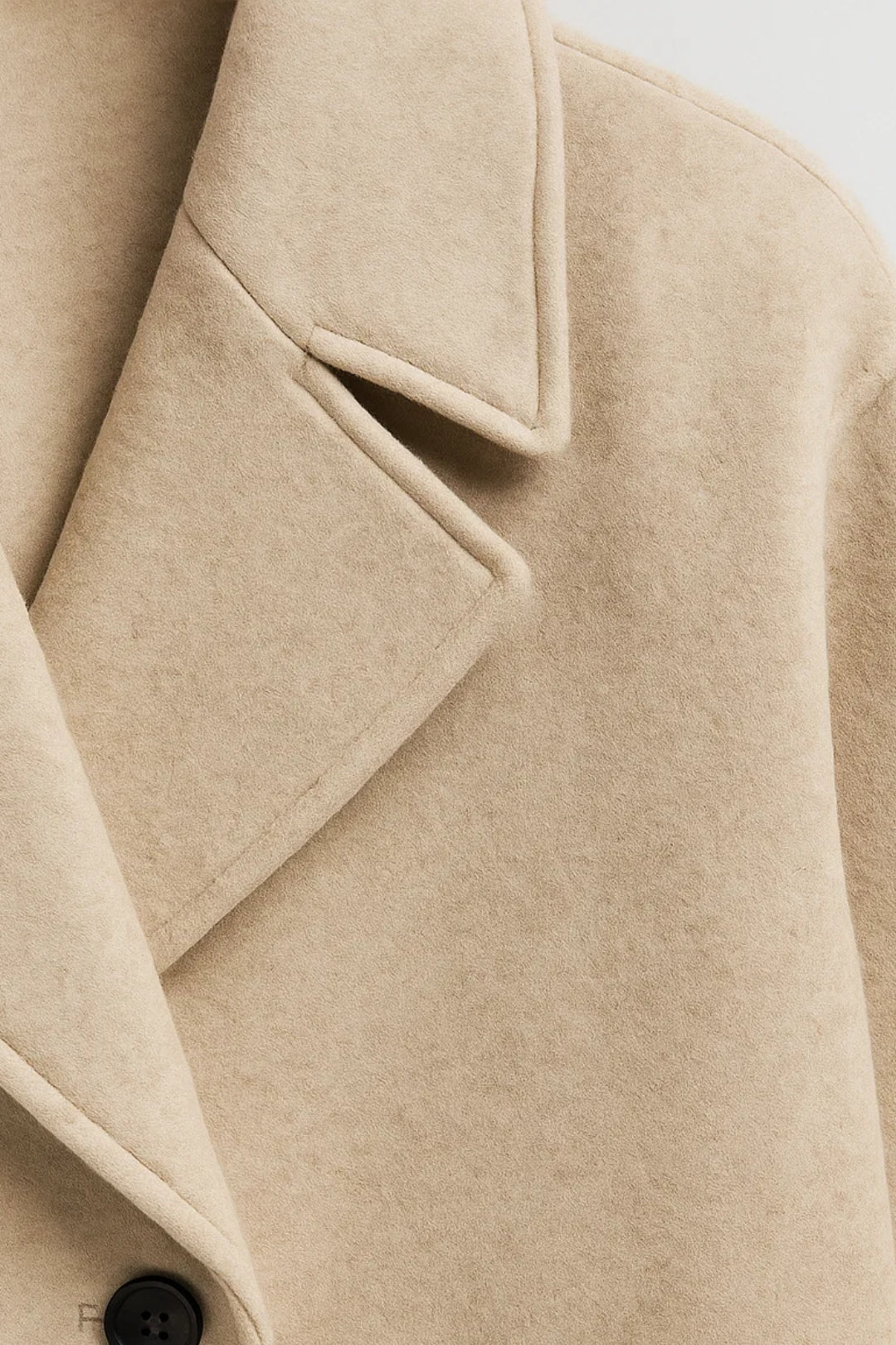 Langer Mantel mit Reverskragen | Doppelreihig | Klassischer Oversized-Stil