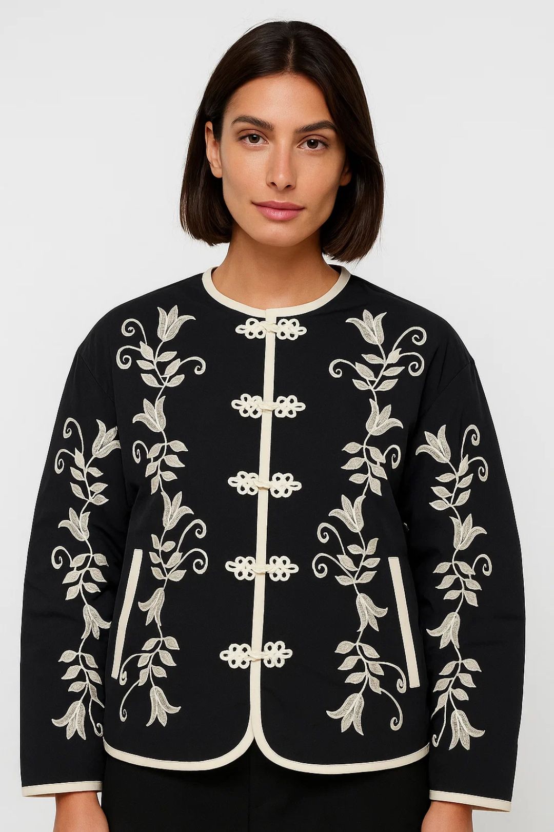 Kurze Jacke | Florale Stickerei mit Hakenverschluss | Eleganter Stil