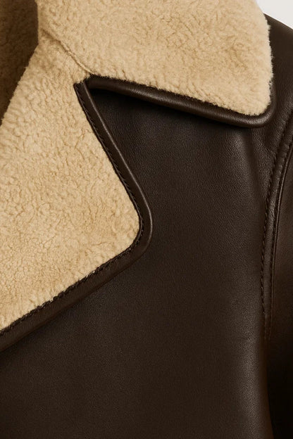 Kurze Jacke | Klassischer Schnitt mit Kragen | Zeitlose Eleganz