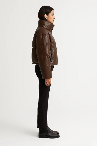 Steppjacke Damen | Kurzer Schnitt mit Stehkragen | Wärmend und Modern