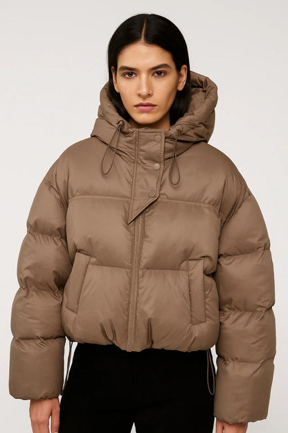 Damen Steppjacke mit Kapuze | Voluminöser Schnitt | Warm und Alltagsgerecht