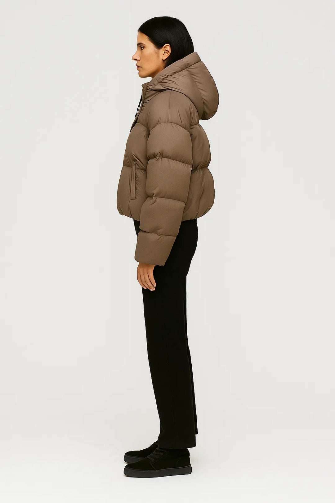 Damen Steppjacke mit Kapuze | Voluminöser Schnitt | Warm und Alltagsgerecht