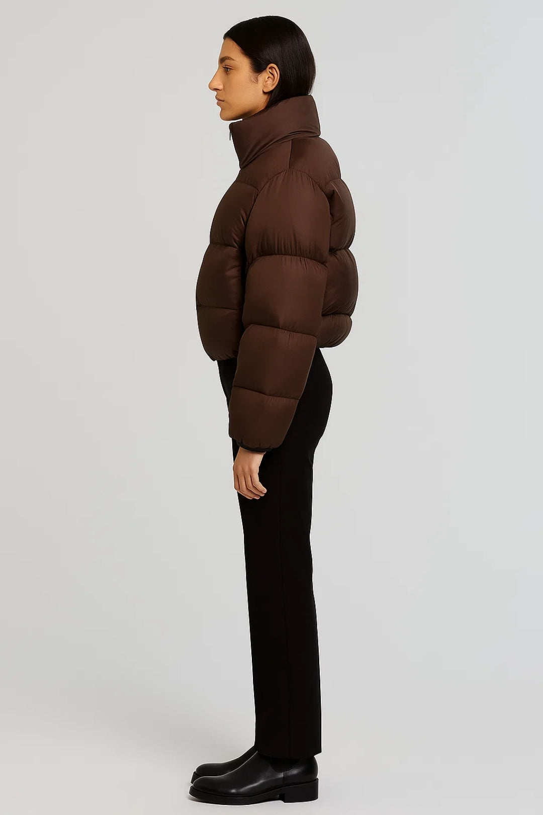 Kurze Damen Steppjacke mit Stehkragen | Minimalistisches Design | Wärmend und Vielseitig