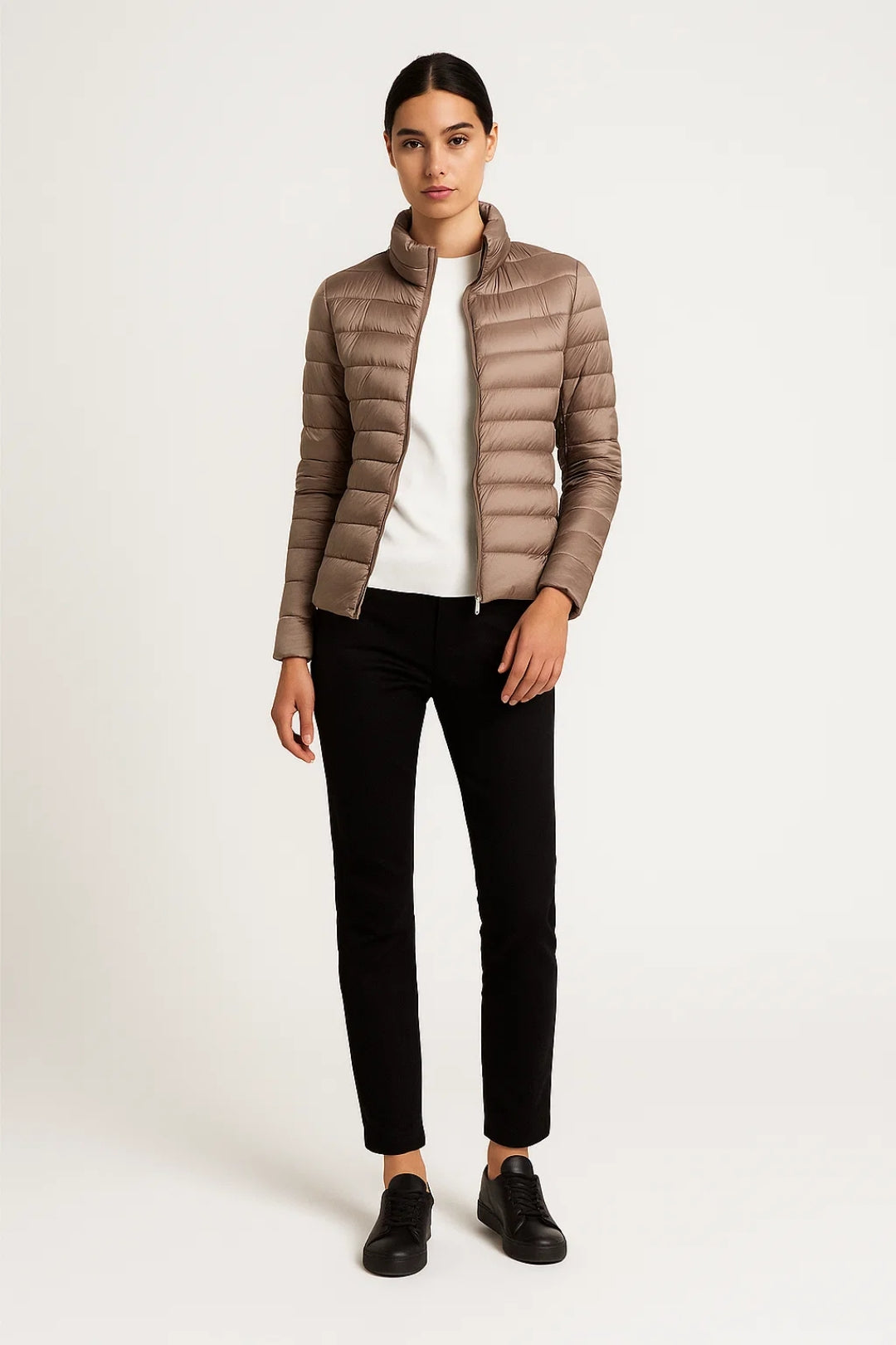 Leichte Damen Steppjacke | Figurbetonter Schnitt | Ideal für Übergangszeit