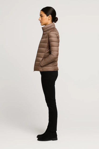 Leichte Damen Steppjacke | Figurbetonter Schnitt | Ideal für Übergangszeit