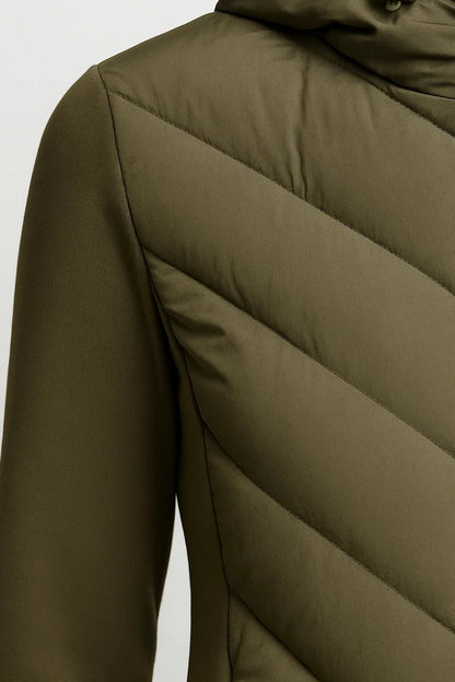 Damen Leichtsteppjacke mit Kapuze | Taillierter Schnitt | Sportlich und Funktional