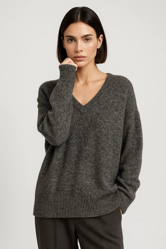Pullover | V-Ausschnitt mit lockerer Passform | Zeitloser Stil