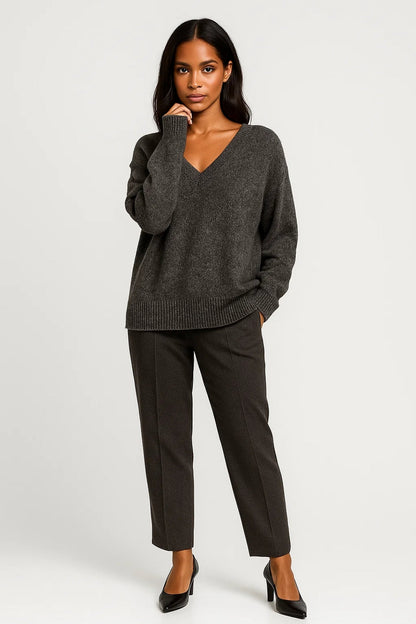 Pullover | V-Ausschnitt mit lockerer Passform | Zeitloser Stil